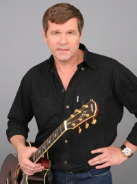 5 октября 1984 года Новиков был арестован, а в 1985 году по приговору Свердловского суда осуждён к лишению свободы сроком на 10 лет   по ст. 93-1 УК РСФСР. Официально   в связи с деятельностью по изготовлению и сбыту электромузыкальной аппаратуры-фальсификата