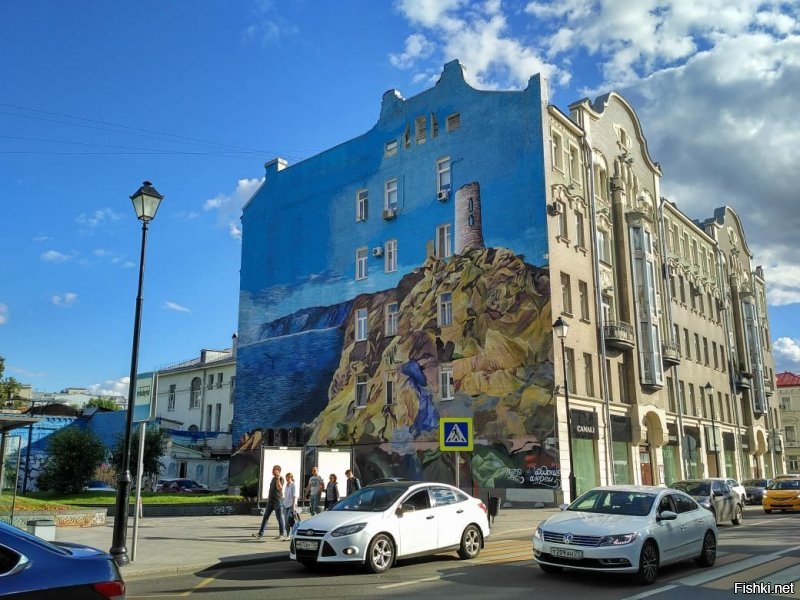 а это уже из дочериной коллекции (она какое-то время сама "бомбила"). у нас с ней на пару коллекция была когда-то на 1 тыс. где-то картинок, но почти все в её компе остались ((( а она сейчас с мужем в Рязани живёт, у меня к её компу, что дома остался, доступа в настоящее время нет (((