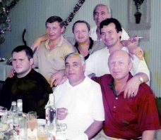 «Воры в законе» пишут письма главе МВД России с просьбой остановить их депортацию