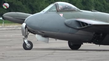 Авиатехник, который случайно взлетел на реактивном истребителе