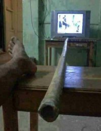 Судя по этой картинке автору не меньше 30ки уже.