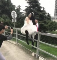 Всё, пипец брачной ночи!