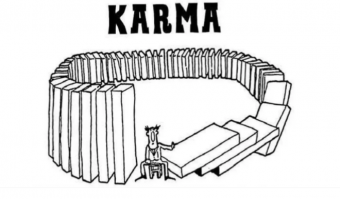 Мужчина на самокате напал на водителя автобуса: дорожные разборки в Алматы