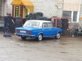 У нас молодёжь увлекаться ретро стала. Восстанавливают машинки глаз радуется.