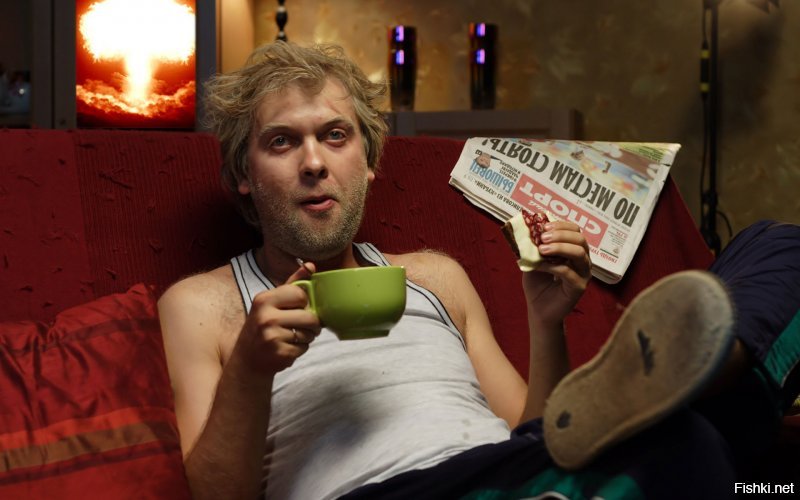 У слова пионер есть исходный смысл - "первопроходец, первооткрыватель" так что, посылать их могут только ограниченные люди, прилипшие к диванам и только все критикующие.