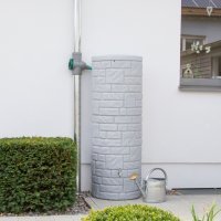 15 классных идей капельного полива для дачи своими руками