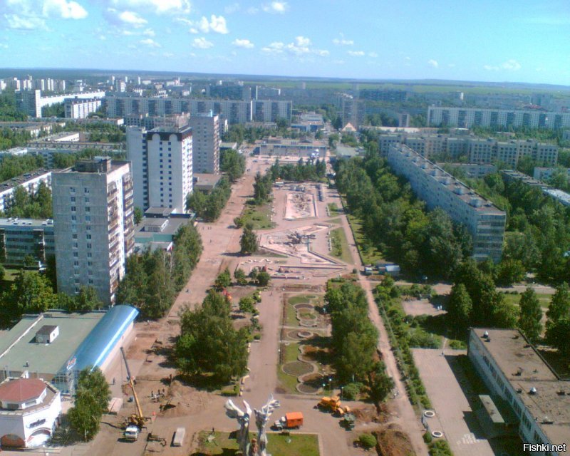 фото сделано на кирпич)(кто знает,с тюбетейки)бульвар Энтузиастов