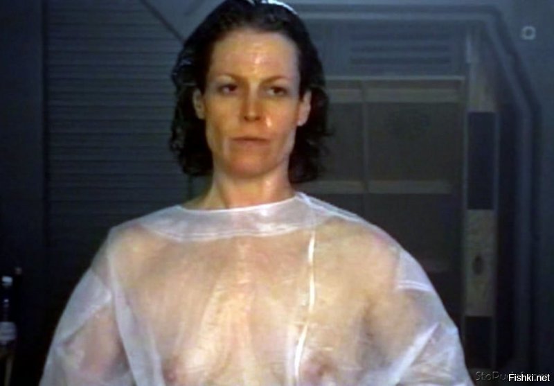 Немного Sigourney Weaver от меня. источник