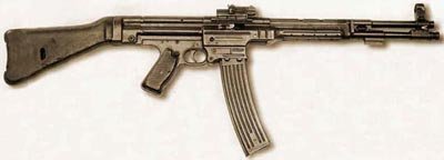 Один из вариантов немецких карабинов.
Похож на автоматический карабин MKb.42(H) фирмы "Haenel", созданный конструкторской группой Хуго Шмайссера.