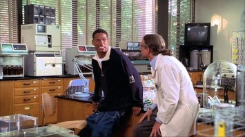 "Без чувств"