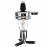 Не хочется огорчать автора, но дозаторы разных типов существуют примерно с того же времени, что и бары.