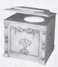 А и правда, таки да!
Возможно, дело в том, что дворцы европейской знати по мере финансовых возможностей копировали Версаль. В Зимнем дворце (как и в Петергофе) с сортирной точки зрения всё было устроено так же, как в Версале. 
Например, в одной из описей комнатного имущества от 1818 г. значилось: «за перегородками в гардеробной – биде красного дерева с жестяными вставками; стул ночной простого дерева с кожаной подушкою и фаянсовым горшком». Или, скажем, в личных покоях Александра II значится «шкафик ночной ясеневого дерева об одной дверце с одним ящиком»... 
Такие древности сохранялись довольно долго (Зимний оборудовали ватерклозетами только после 1861 года). Когда президента Франции Р. Пуанкаре в 1914 г. поселили в Большом Петергофском дворце, то «… в этом старом дворце уборная представляла собой весьма старомодный аппарат, вделанный в стену и обшитый деревом. Вроде платяного шкафа. Когда президенту понадобился этот уголок, куда "всякого влечет известная сила", то он никак не мог его найти. А когда ему указали, он был чрезвычайно смущен такой допотопщиной и не знал, как залезть в такой шкаф»...
Так что, обгадив Версаль, авторы подобных опусов фактически обгаживают всё остальное. Согласитесь, если плевать, так в Солнце, а не в Луну.