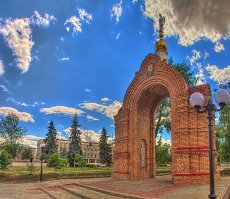 Вообще, действительно красивый, ухоженный и самобытный город.