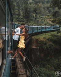 Согласен. Вот к этой подходит "За секунду до это спартаааа"