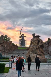 всего неделю как был проездом в Волгограде
впечатления конечно - грандиозные
фоты - мои