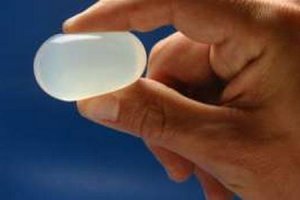 Согласен, опять же, при ходьбе что-то должно привычно звенеть )))
но тут уже можно тюнингануться )))
протезы ставят