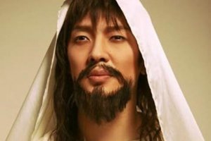 Вывсёврёте. Иисус был казахом. Так казахский профессор сказал.

Самое прикольное в том, что в качестве источника в статье указаны Fishki.