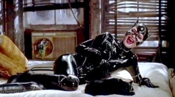 Трейлер к экранизации мюзикла "Кошки" стал объектом насмешек для пользователей Сети