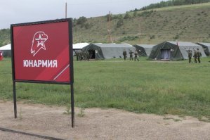 Под  Красноярском тож есть палаточный лагерь, который так же отапливается тепловыми пушками.  И построен с легкой руки губернатора. Может сейчас проведут тщательную проверку, а не как в Хабаровске.