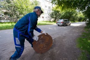 Ну, и нахрена это палево? С такими приметами его теперь ни в одну металоприемку не возьмут(((((