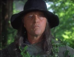 В 10-м королевстве шикарно сыграл охотника!