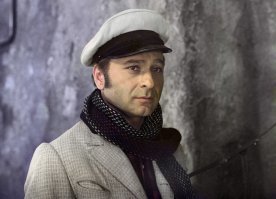 слабак! а ноготь на что?