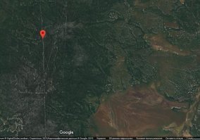 Похоже на геофизические профиля. Они строго по прямой и могут продолжаться много десятков км. Геофизическая партия следует за сейсмостанциями тоже по этому профилю. Представляете что на земле творится, когда по одной линии проходит санный поезд из десятка тракторов с санями, вездеходы и другая техника. И при ближайшем рассмотрении эти линии не такие уж и прямые.