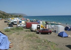 Крым. Автокемпинг у Чобан-Куле, бесплатно.