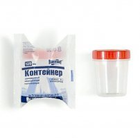 Во многих медицинских учреждениях не пренимают подобные баночки.

Принимают анализы только вот в таких,  стерильных баночках. Цена 10р.