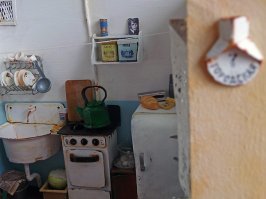 Автор,ты бы написал ,что это кухни "закордона".А то я сначала не понял,с какой это планеты. Вот,реальные кухни тех лет в совдепе.