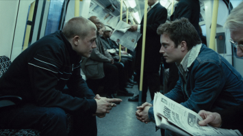 Хулиганы зеленой улицы, просто в шоке, о такого дерзкого нападения.