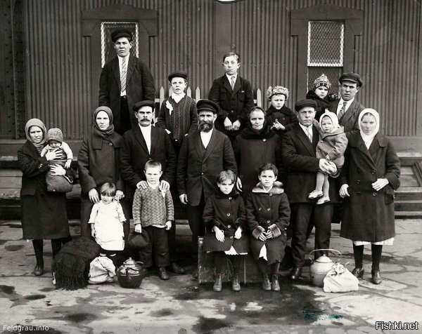 Семья мигрантов из России. Нью-Йорк. США. 1930 год