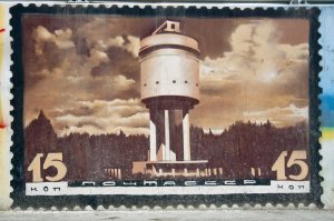 Странно что нет Белой башни в Екб. На момент постройки в 30-е годы это была крупнейшая водонапорная башня. Последняя башня в Питере - аналог Белой башни.
Сейчас конечно видок у неё не свежий, но планы по восстановлению четко обозначены.