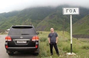 я бы такой номер поменял. труповозка. не то что б я суеверный...