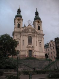 В таком случае это плагиат с этого храма. 
Карловы Вары.