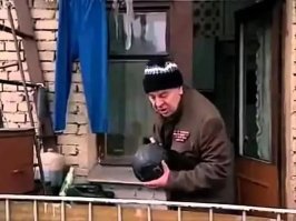 Столько лет прошло, а Мы так и не выяснили пробьет люк гиря или нет?