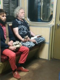 На что только не пойдешь, чтобы ноги не отдавили