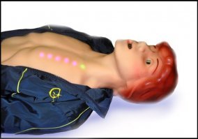 не знаю как у всех, я тренировался на манекене- тренажере "Гоша"!