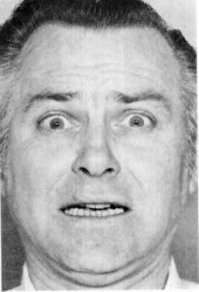 И только один я понимаю какой армагеддон ждет всех в этом рейсе.