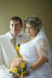 А этих то за что выложили? У парня проблемы с позвоночником, с челюстью. Стоит ли из-за этого смеяться? Или тут сплошные Бреды Питты на фишках?