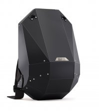 Дизайнеры придумали рюкзак-панцирь из переработанных резиновых шин