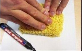 Житель Бурятии нашёл записку с просьбой о помощи в китайских часах