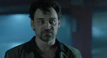 а где кокаинум и "поцалюй майу залюпю?