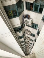 а в квартире за что зацепились?