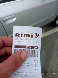 В Литве за бутылку/банку 0.10 евро центов дают, это было рекорд прошлого года, в 2019 на 50+ накидал  Примерно за 2-3 месяца зборов)) А брат работая на авто мойке за месяц собирают по 100+ евро