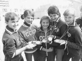 Антонина Кошель, Людмила Турищева, Ольга Корбут, Эльвира Саади, Тамара Лазакович. Командное первенство. Игры 1972, Мюнхен.