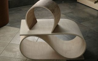 В годы войны, а затем и далее - выпускалась березовая "авиафанера"...