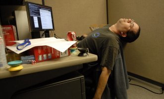 Не приходя в сознание.