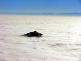 г.Машук. Внизу - родной Пятигорск.