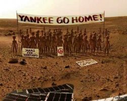 Илон Маск предложил сбросить ядерную бомбу на Марс